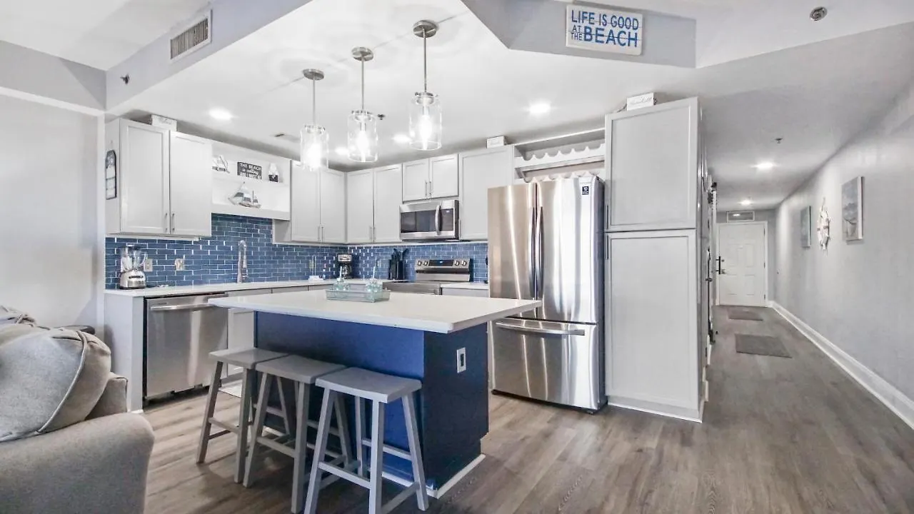 Deep Blue At Laketown Wharf #214 By Nautical Properties Panama City Beach 0*,